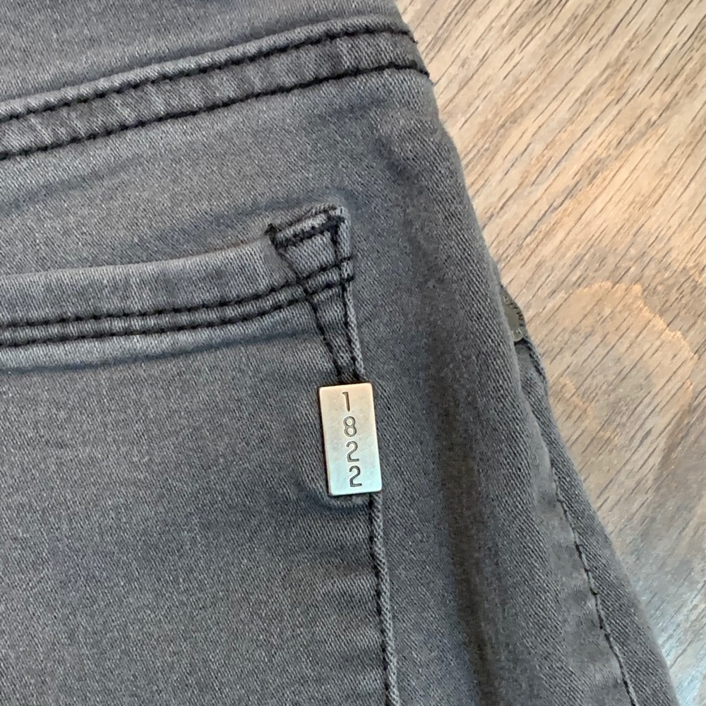1822 Skinny Jeans